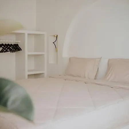 2Br Elegant Minimalist Escape Villa